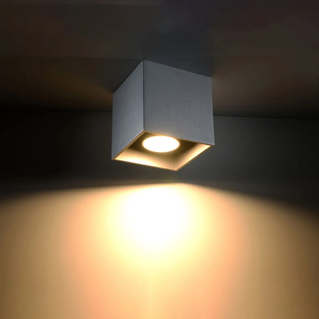 Luminaire plafonnier quad gris moderne carré avec lumière blanche chaude montées individuellement pour magnifique décoration