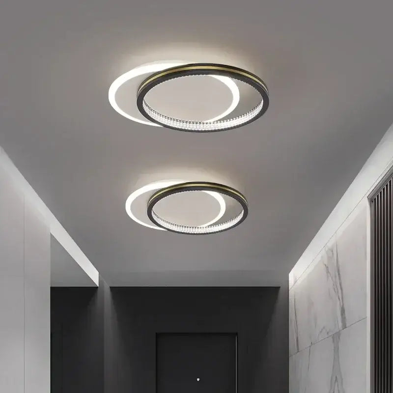 Luminaire Plafonnier LED Noir ou Doré avec Formes Différentes