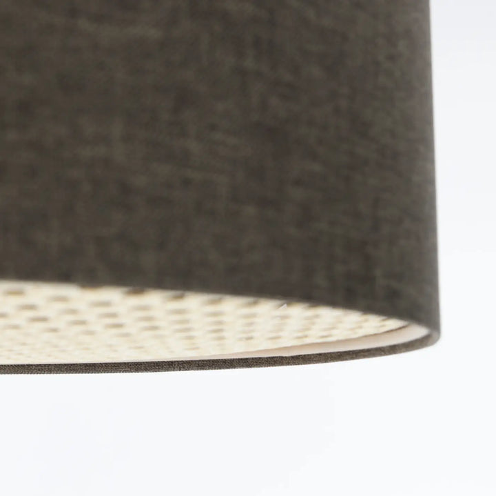 Luminaire plafonnier boho elegant en tissu gris marron avec abaque texturé et intérieur blanc perforé
