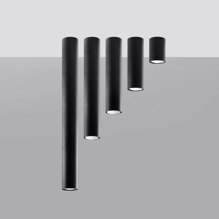 Plafonnier lagos 20 noir avec cinq suspensions cylindriques noires mat à led encastrées pour une élégance moderne et lumière fonctionnelle