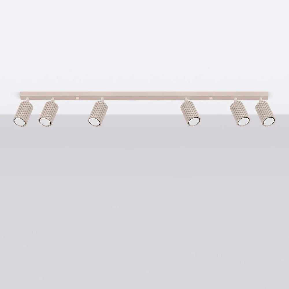 Plafonnier karbon allie beige métallique avec six spotlights cylindriques cannelés et ampoules gu10 interchangeables design minimaliste