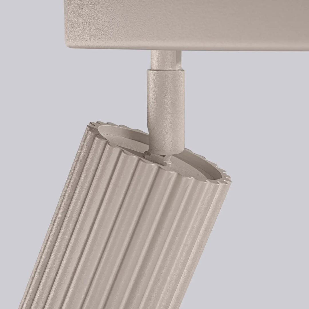Luminaire plafonnier karbon allie beige avec design minimaliste et ampoules gu10 interchangeables taupe