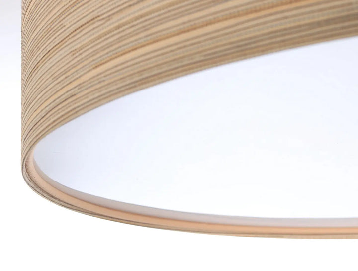 Luminaire plafonnier mesh tissu timber en bois clair courbé avec un grain naturel pour un charme moderne