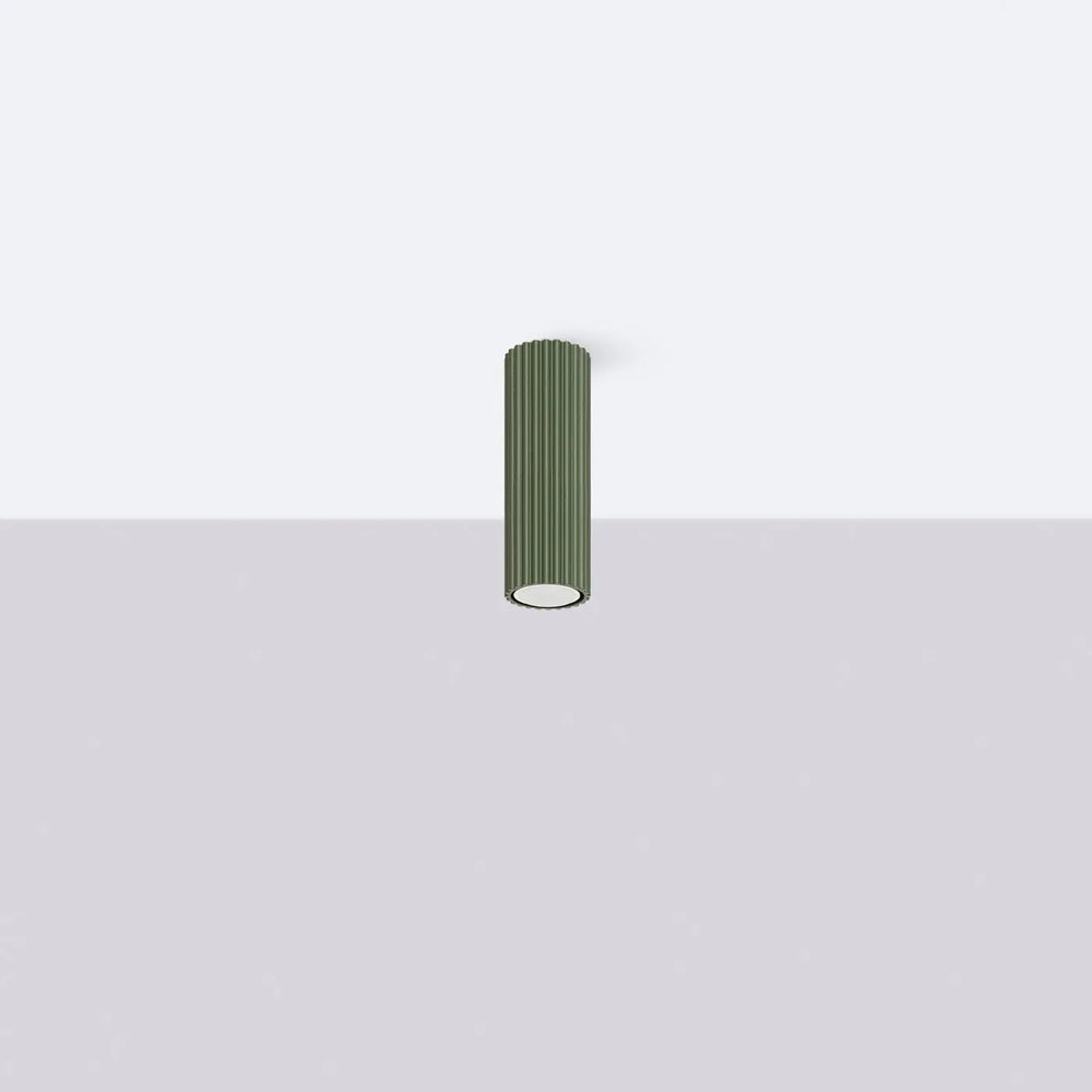 Luminaire plafonnier karbon 20 vert olive en métal ribbé avec ampoules gu10 interchangeables et design minimaliste