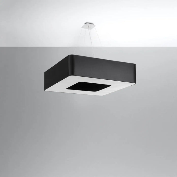 Lustre noir éteint