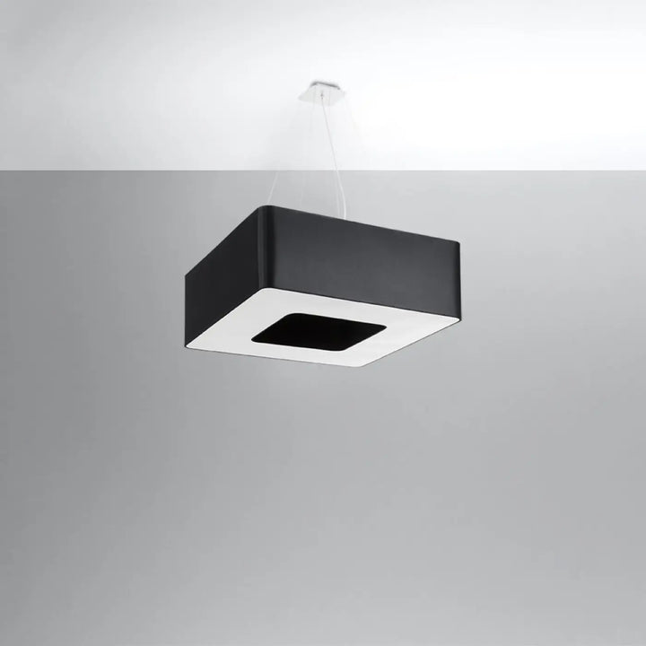 Lustre noir éteint