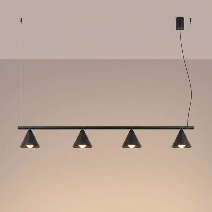 Lustre noir allumé