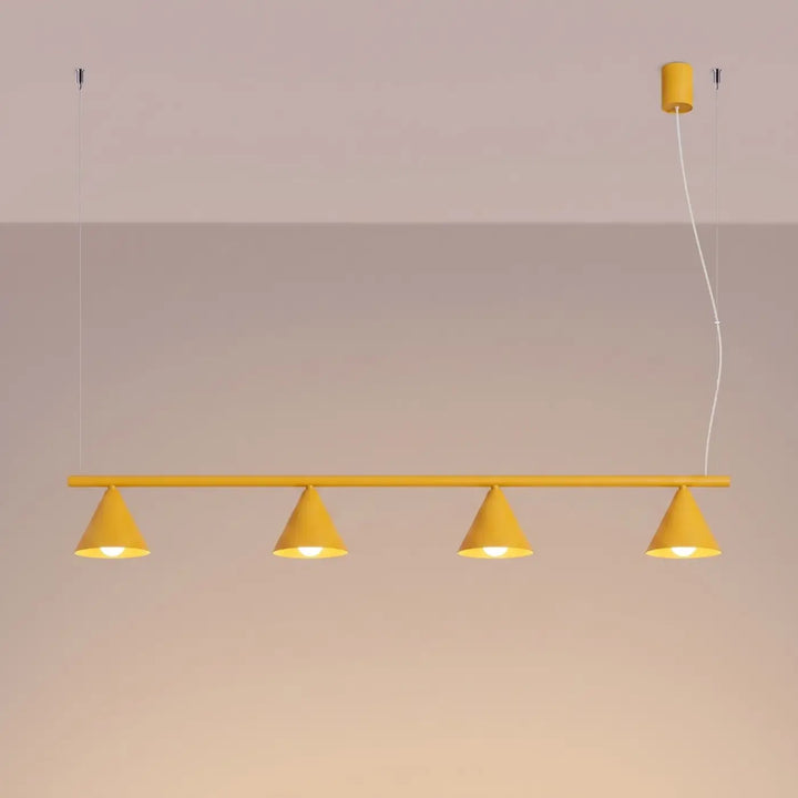 Lustre jaune allumé