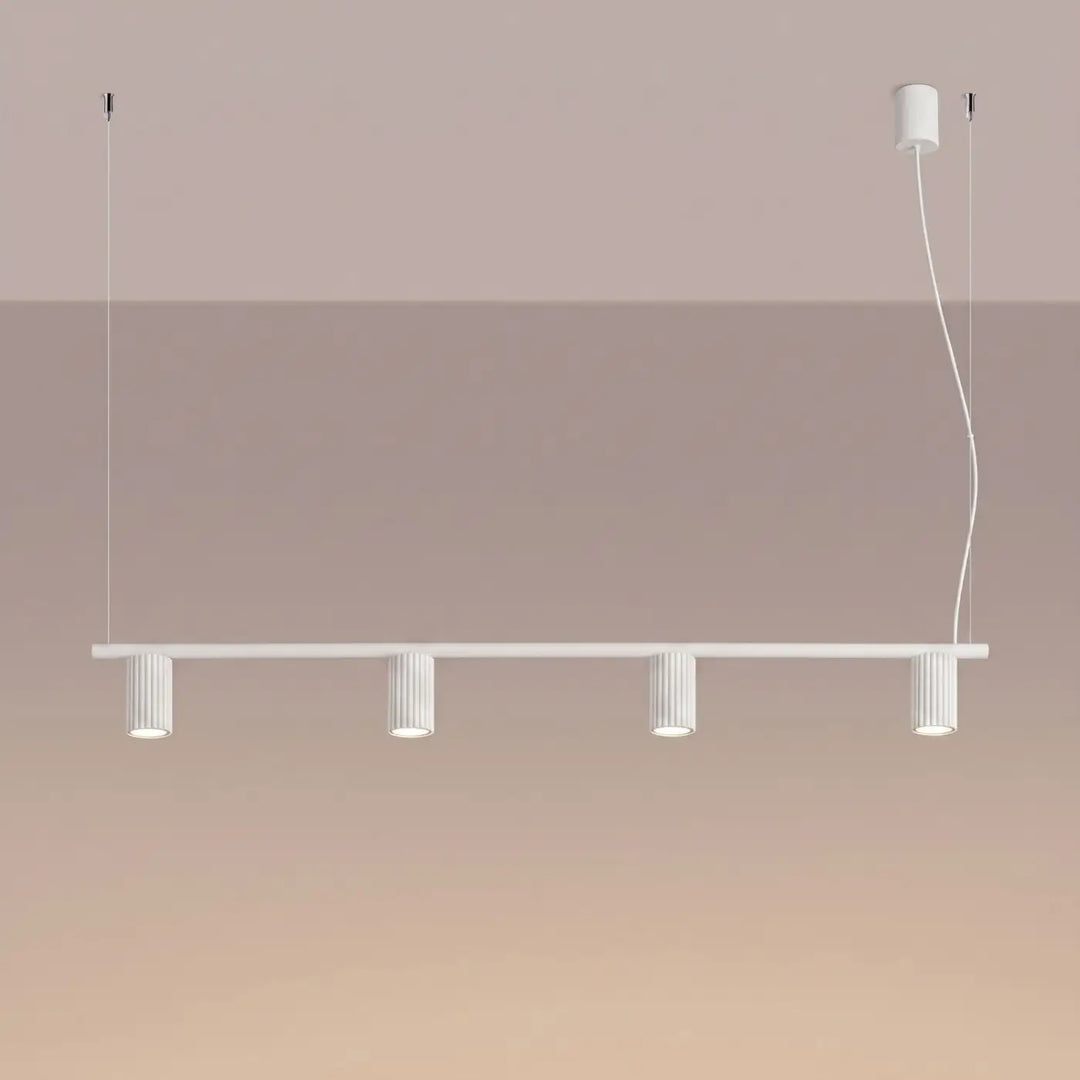 Lustre blanc allumé