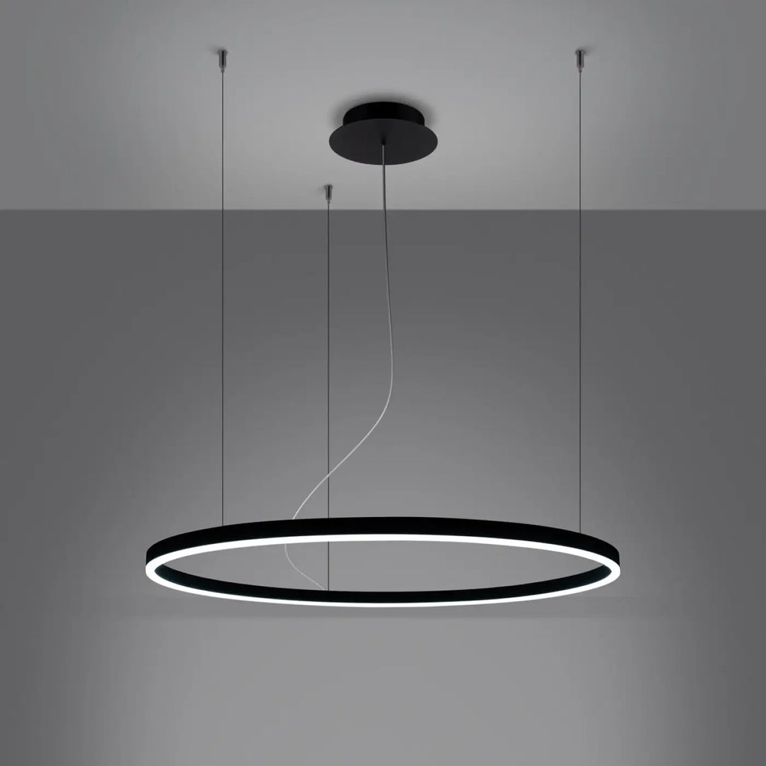 Lustre ODA noir allumée, suspendu