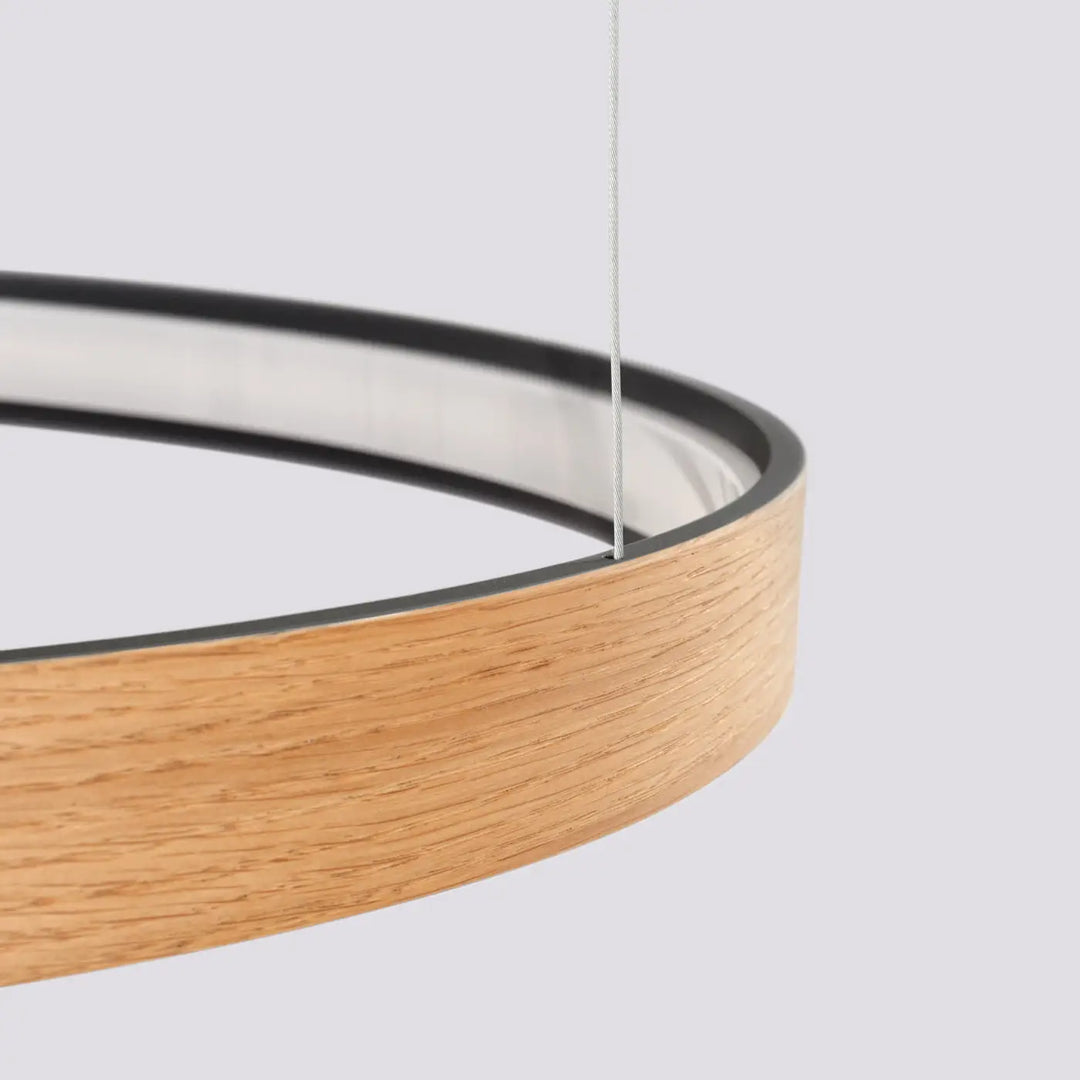 Lustre RIO EIK bois naturel détail de la suspension