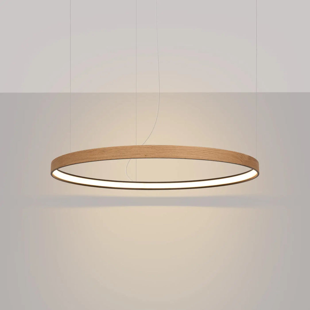 Lustre RIO EIK bois naturel allumée, suspendu