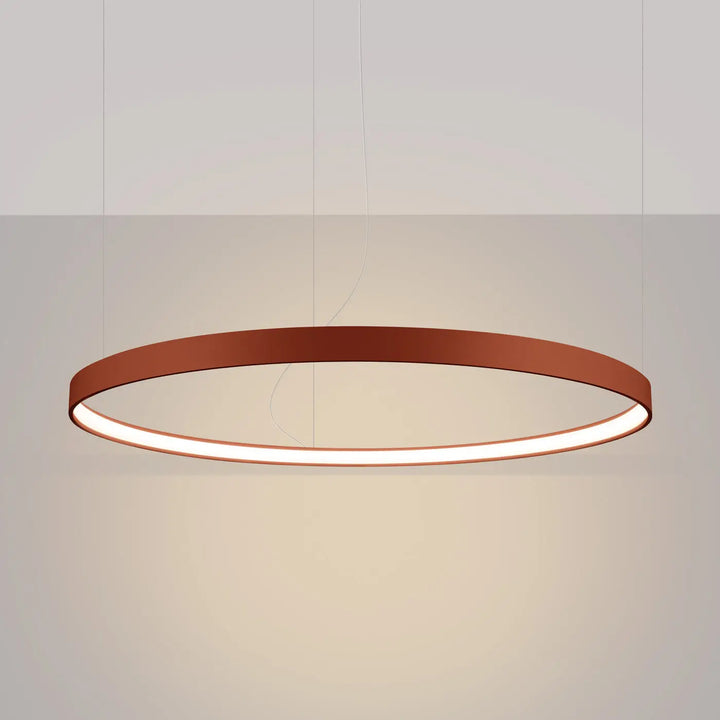 Lustre anneau RIO ocre rouge allumée, suspendu