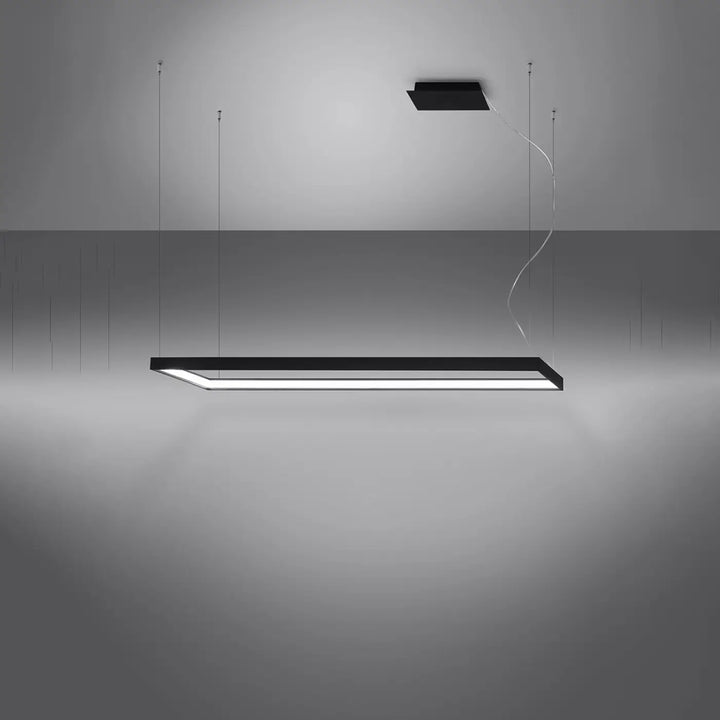 Lustre rectangulaire TUULA noir allumée