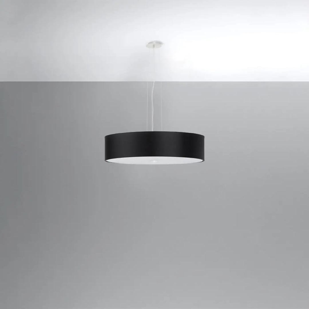 Lustre noir éteint