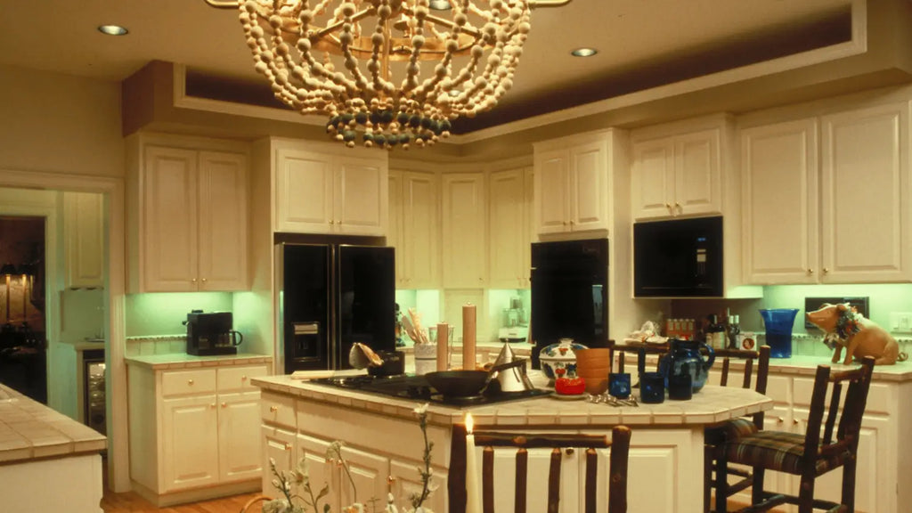 Pourquoi opter pour un lustre dans une cuisine ?