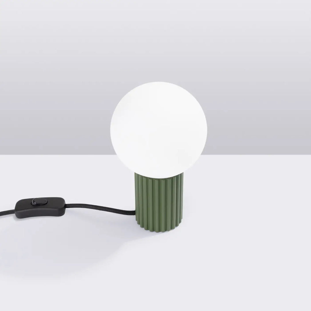 Lampe à poser vert olive éteinte