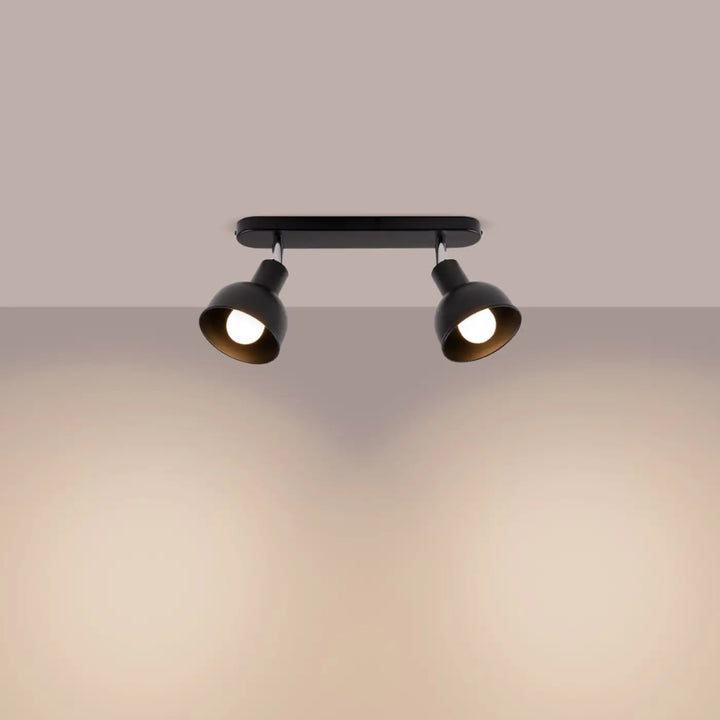 Luminaire plafonnier noir allumé