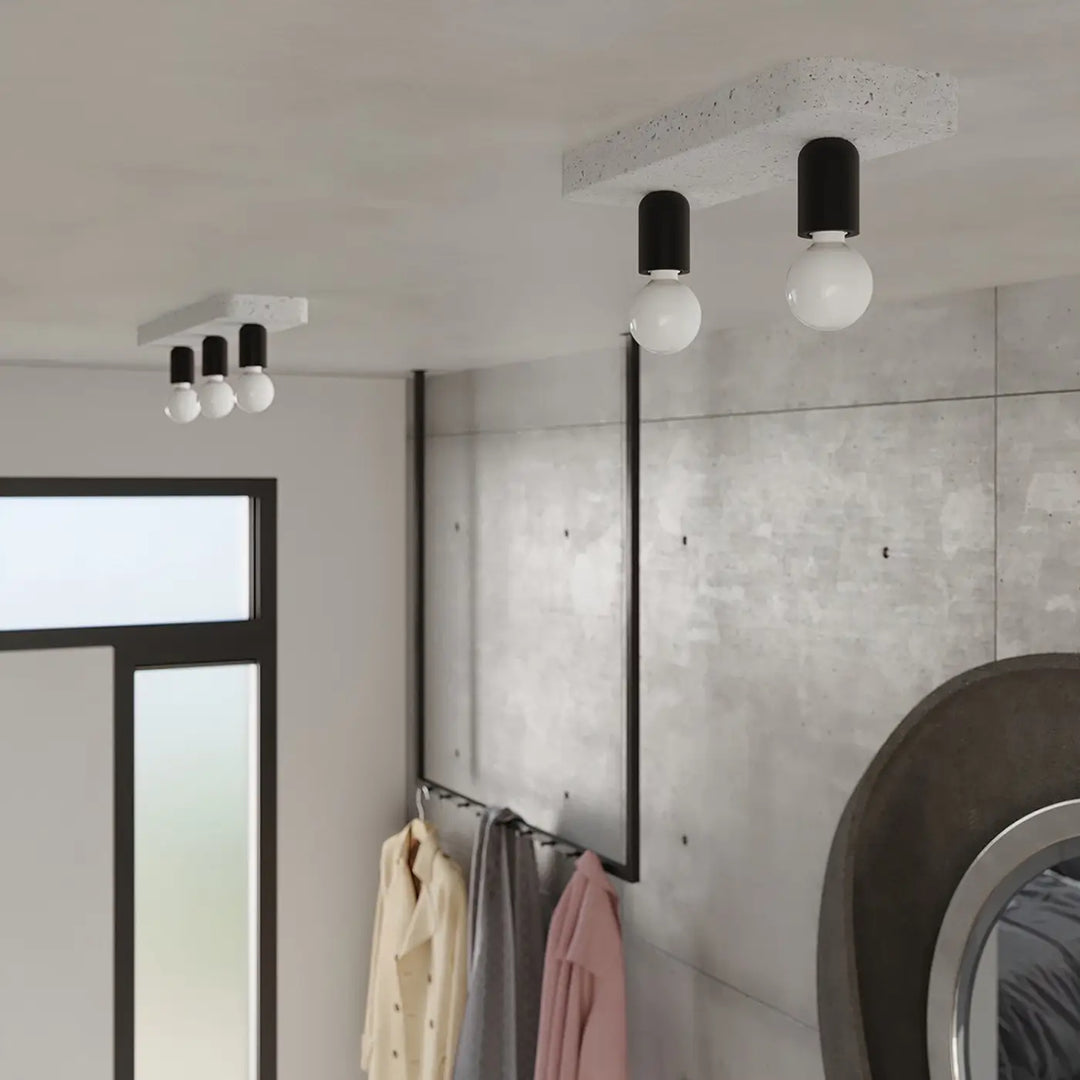 Plafonnier gris vue rapprochée dans son décor