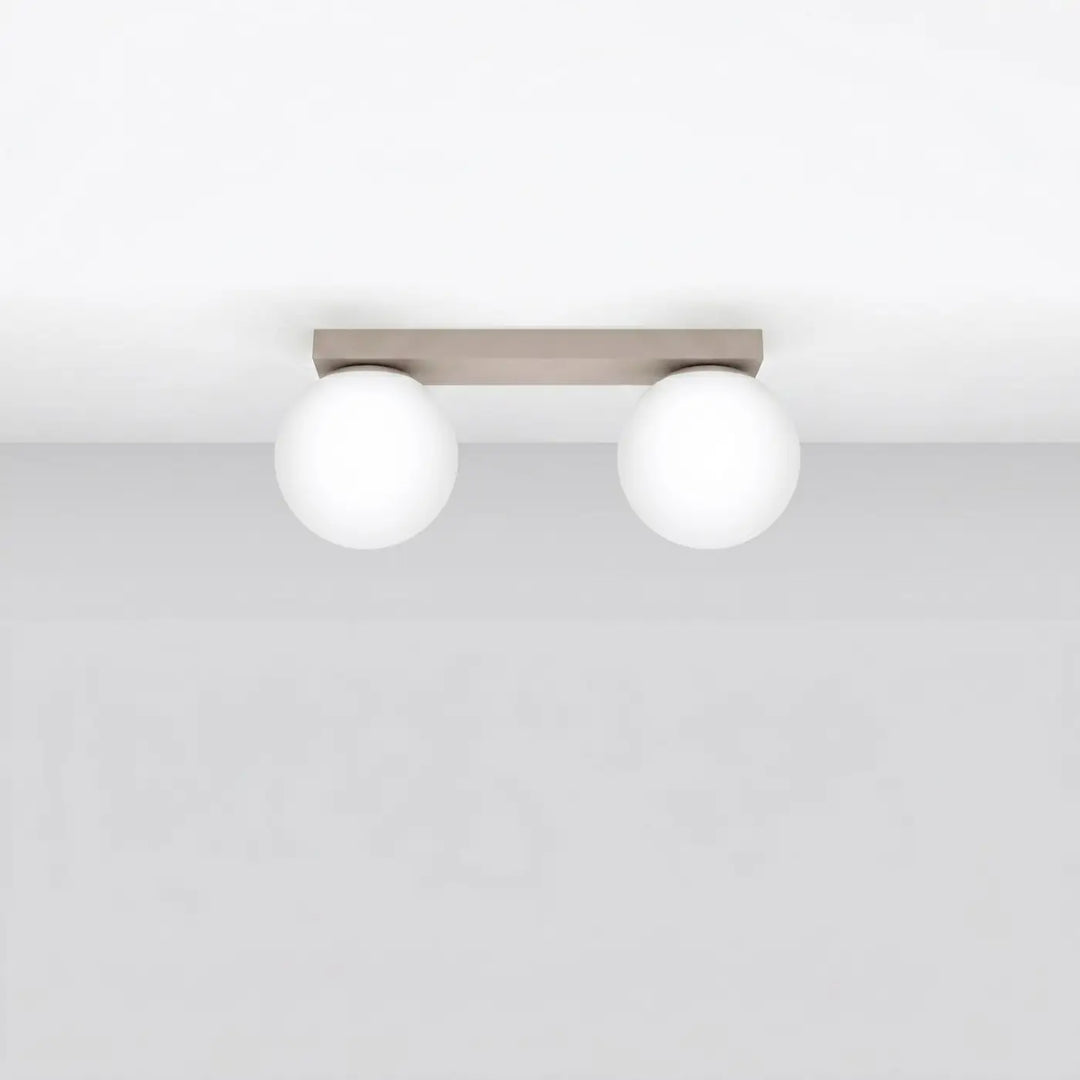 Luminaire Plafonnier taupe éteinte, vue rapprochée