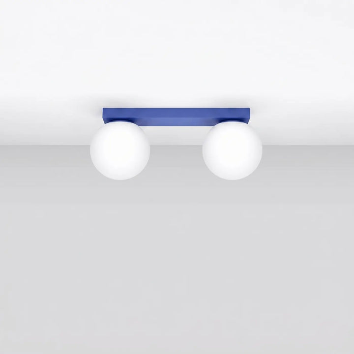 Luminaire Plafonnier outremer éteinte, vue rapprochée
