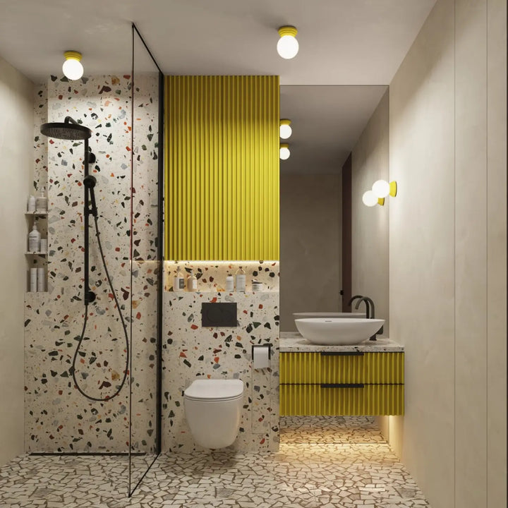 Luminaire plafonnier jaune dans une salle de bains
