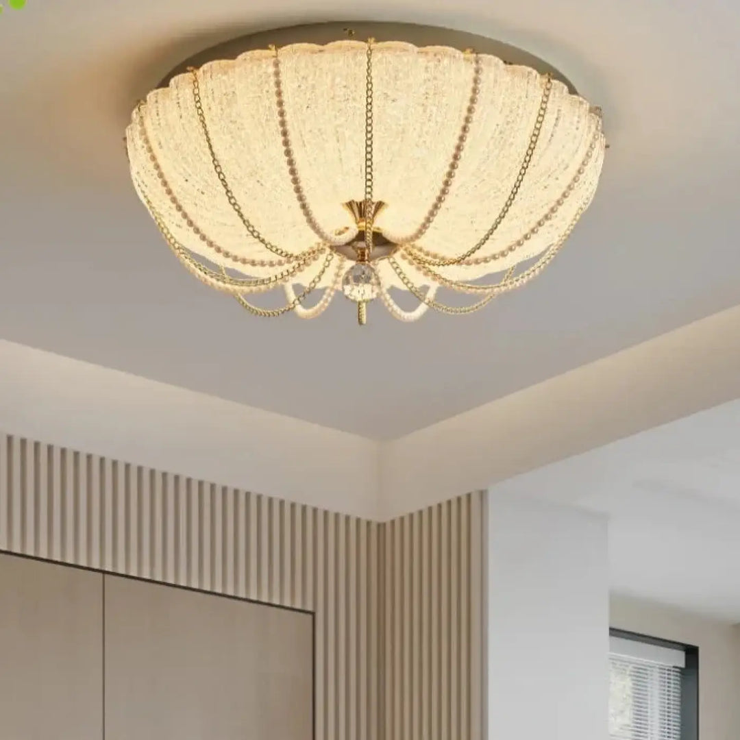Plafonnier cristal doré style royal perles élégantes luxe