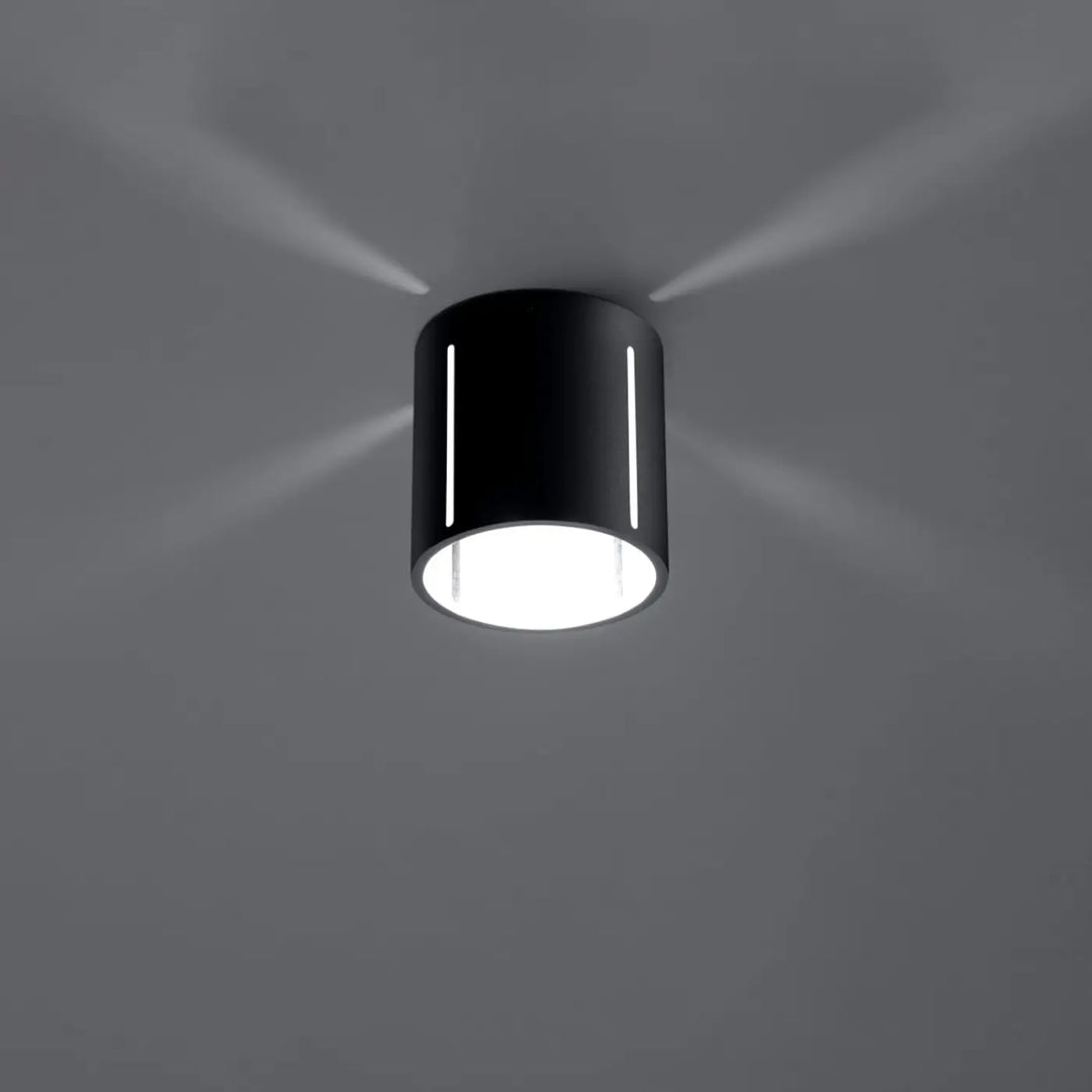 Luminaire plafonnier noir allumé