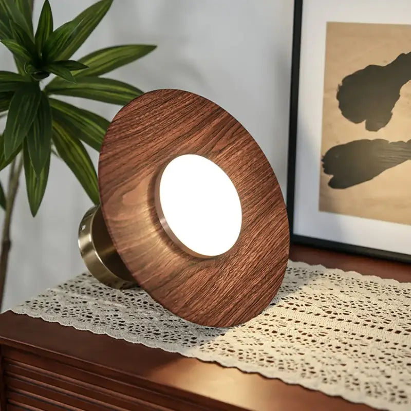 Plafonnier ambiance moderne haut de gamme marron élégant