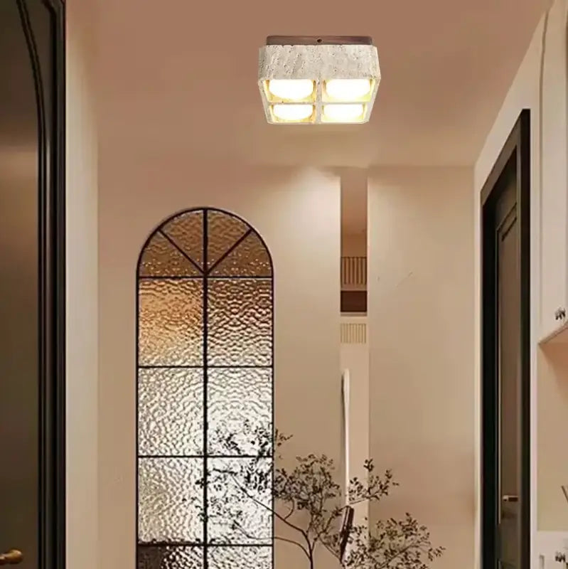 Plafonnier design carré en pierre et bois brut marron chic