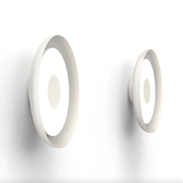 Plafonnier Nivél à abat-jour plat et panneau LED orientable
