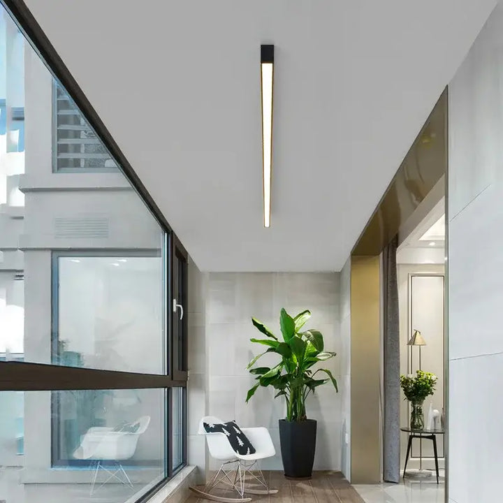 Plafonnier encastré LED linéaire style moderne minimaliste

