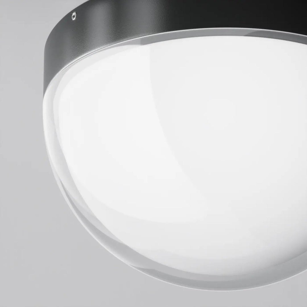 Plafonnier extérieur luminaire MON en acier noir avec indice ip65 et diffuseur blanc givré dôme led