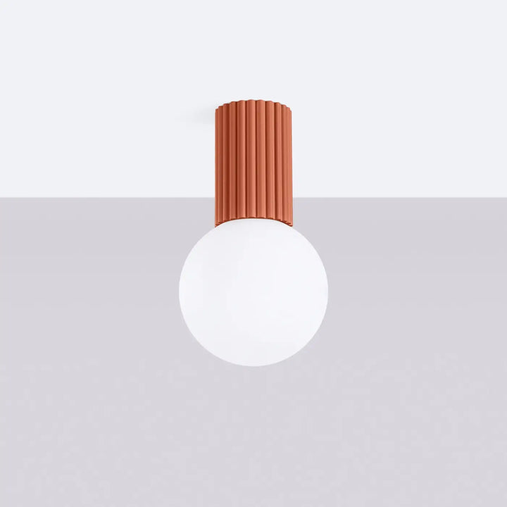 Luminaire Plafonnier ocre rouge éteinte, vue rapprochée