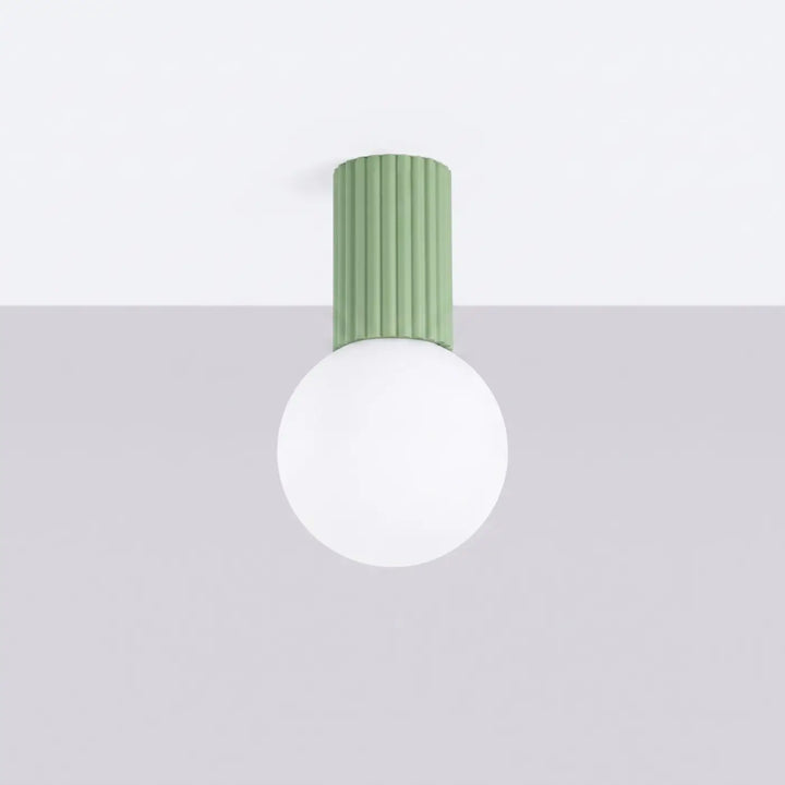 Luminaire Plafonnier sauge éteinte, vue rapprochée