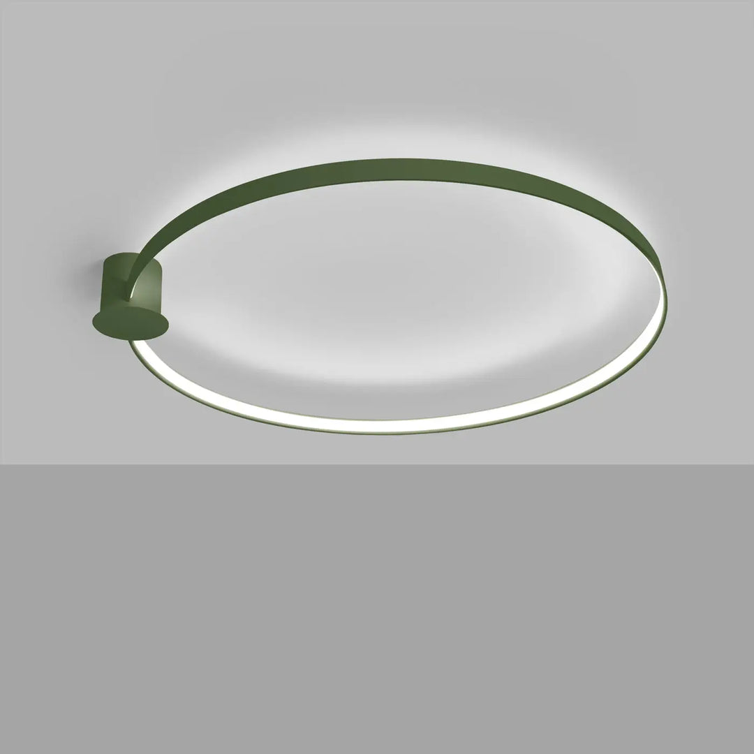 Plafonnier Rio en anneau d'aluminium vert olive, allumé, au plafond