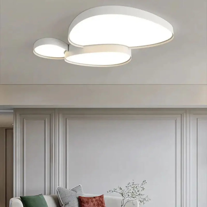 Plafonnier LED design à formes organiques modernes