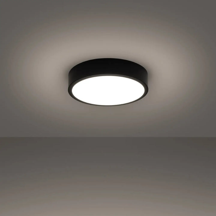 Luminaire plafonnier noir allumé