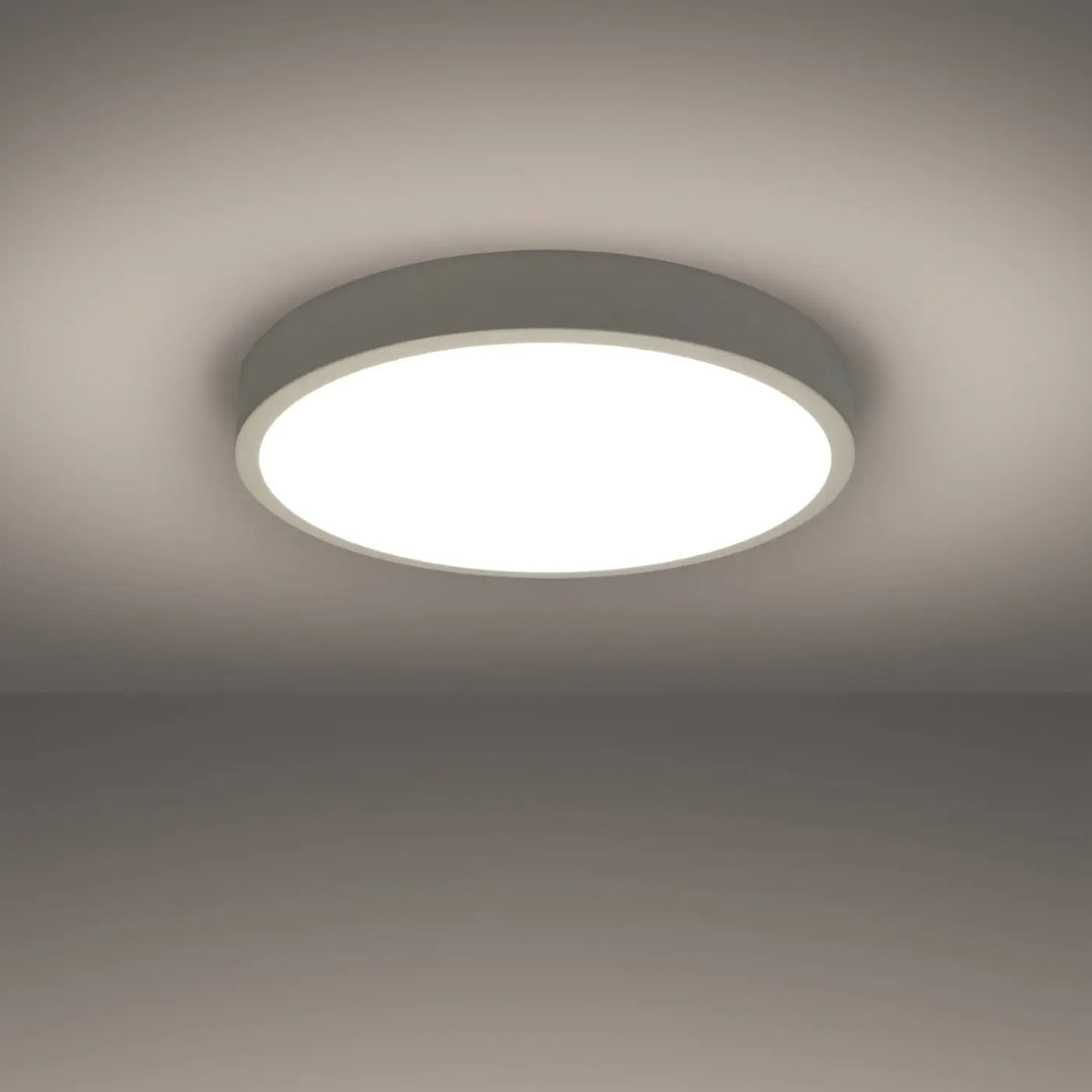 Luminaire plafonnier blanc allumé