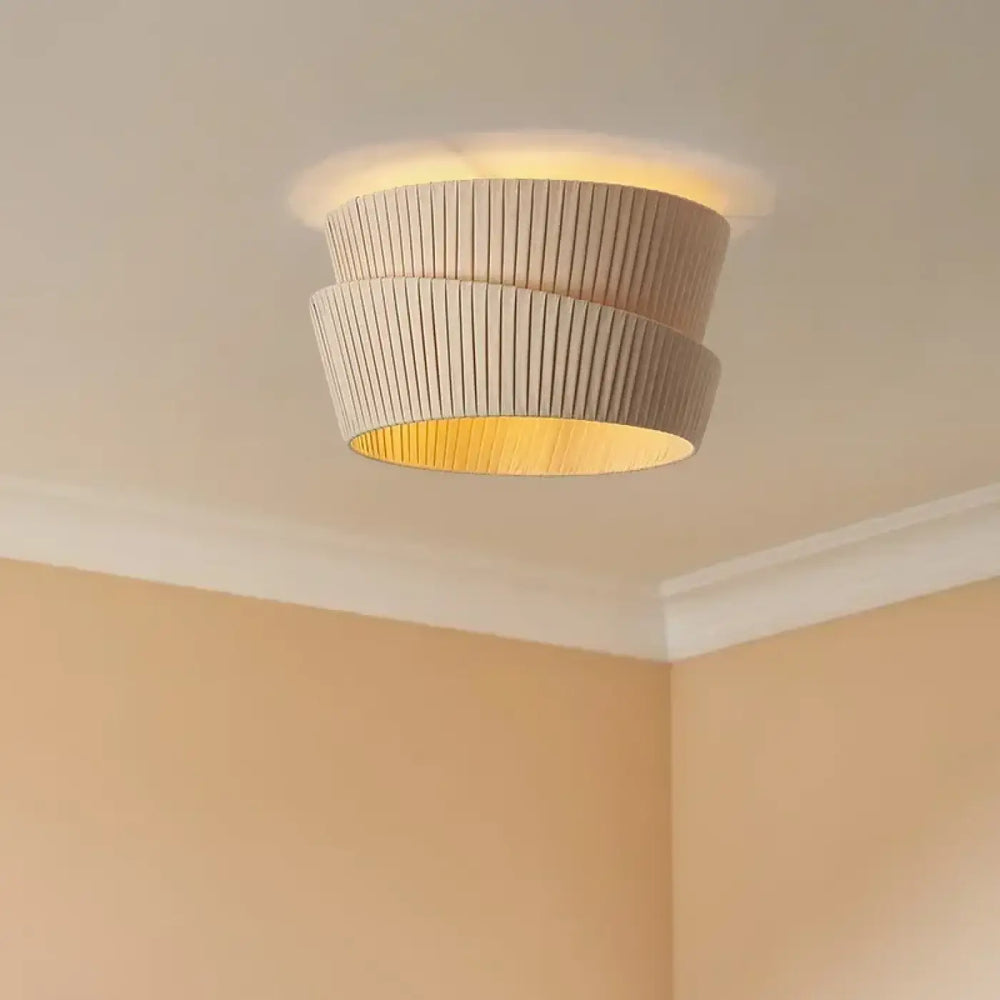 Luminaire plafonnier koto beige en papier plissé avec lumière intérieure dorée chaude pour lampes suspendues