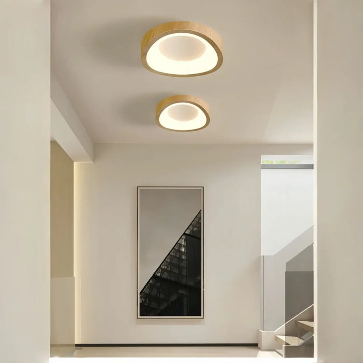 Luminaire plafonnier konja avec finition bois chaleureux et éclairage doux pour chambre à coucher design minimaliste nordique méthode d’installation simple