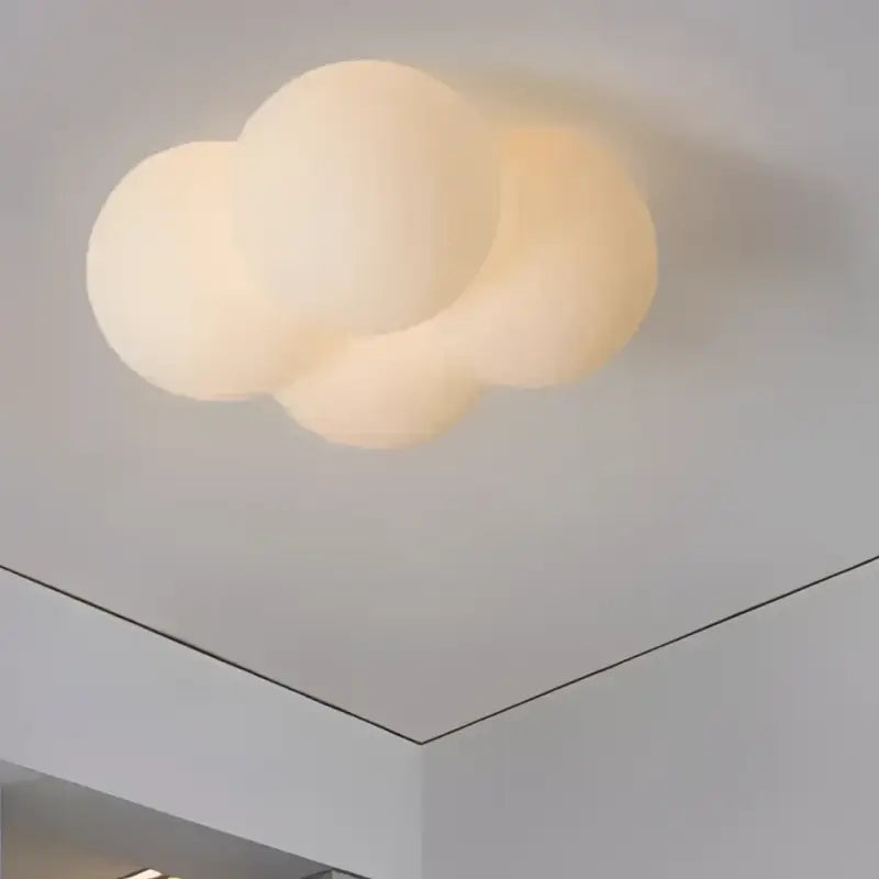 Plafonnier Nuage Doux Et Poétique Pour Ambiance Cosy

