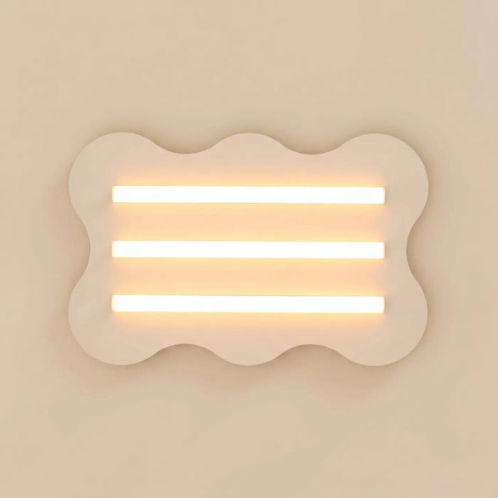 Plafonnier KLOVER beige allumée, vue de face