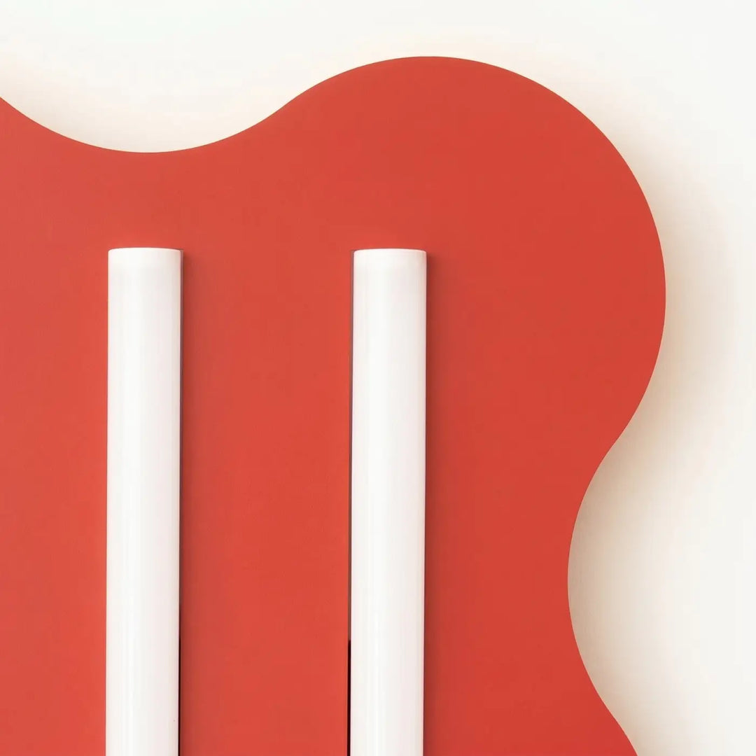 Plafonnier KLOVER rouge détail de la découpe
