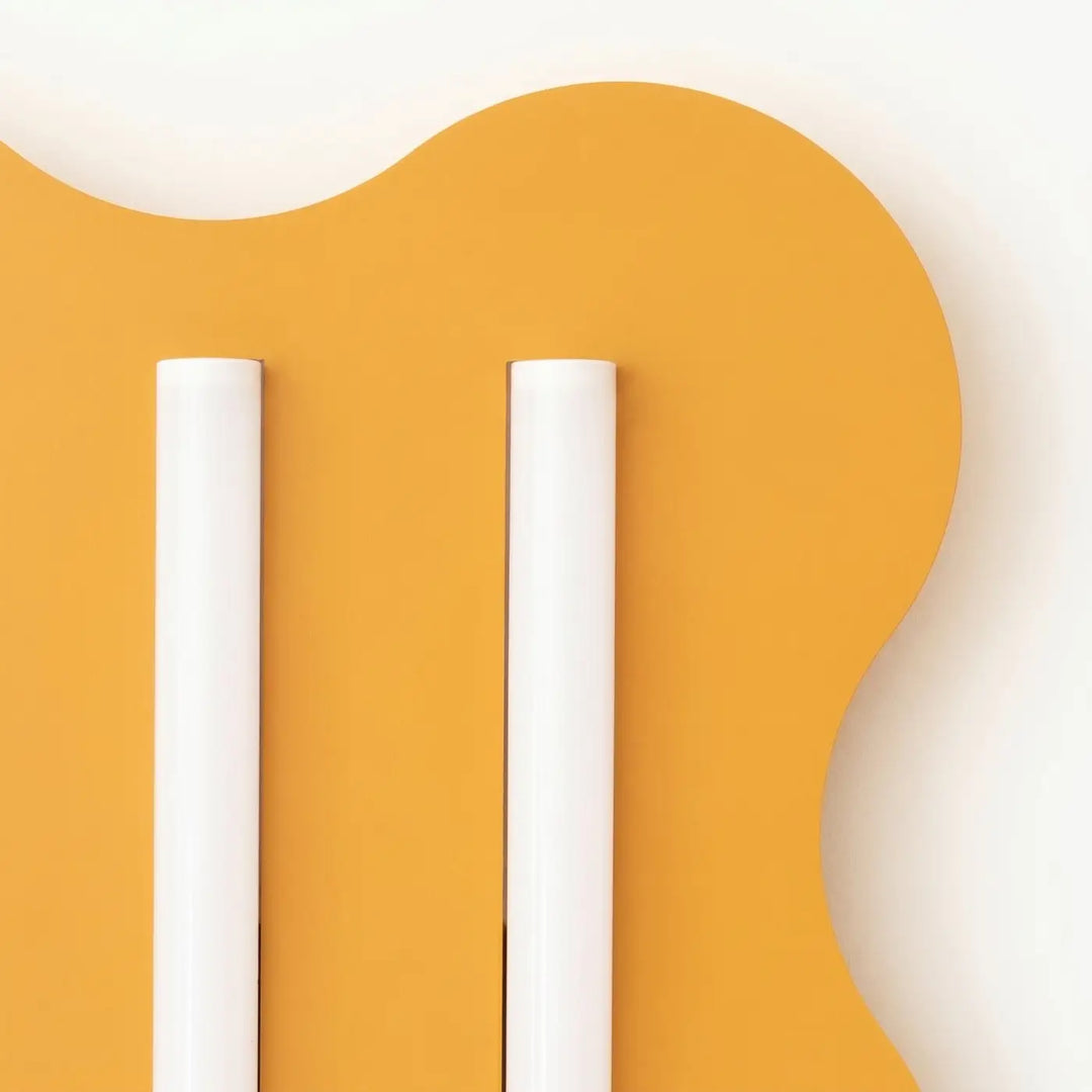 Plafonnier KLOVER jaune détail de la découpe