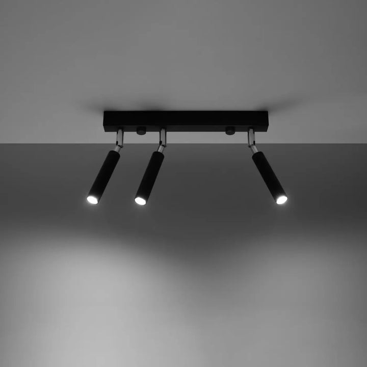 Luminaire plafonnier noir allumé