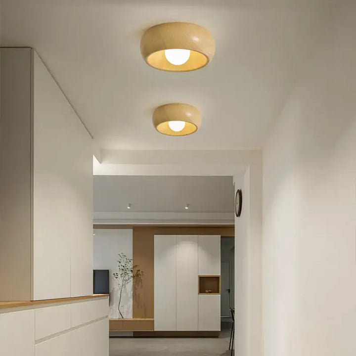 Plafonnier Rond En Bois Clair Et Foncé Pour Couloir

