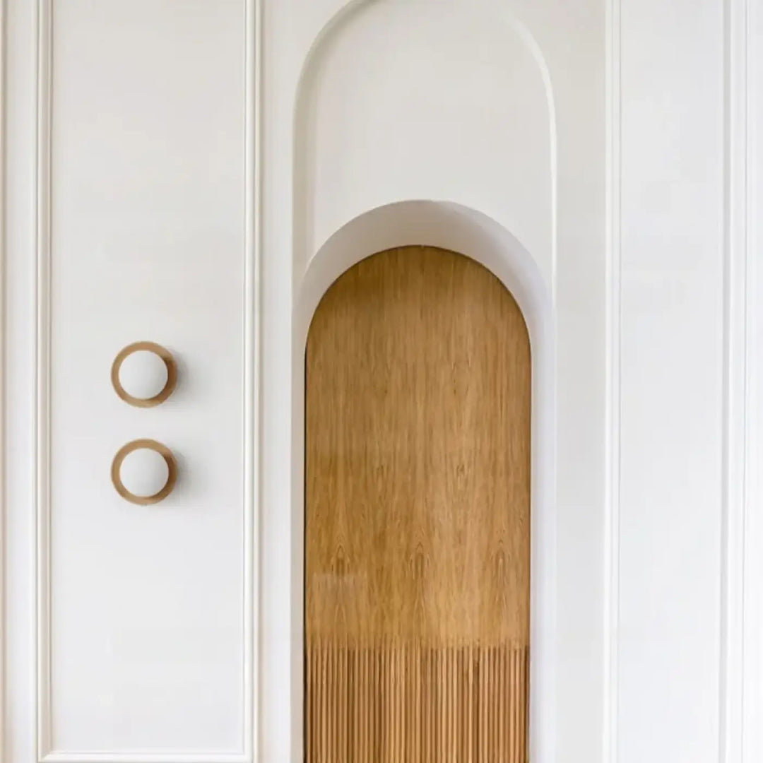 Plafonnier rond en bois design minimaliste au style scandinave