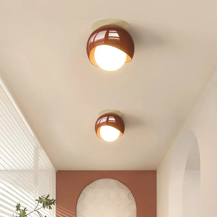 Plafonnier rond en verre opalin au style scandinave moderne
