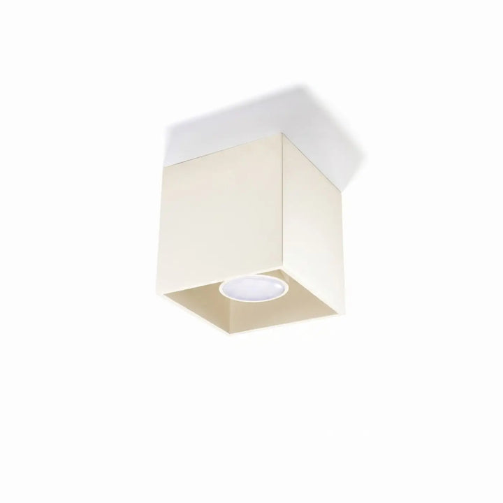 Luminaire Plafonnier beige éteinte, vue rapprochée